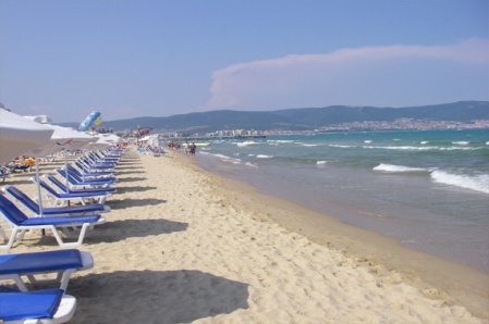 Escape to the Sun.. Bulgaria is Hot... Hot... Hot...