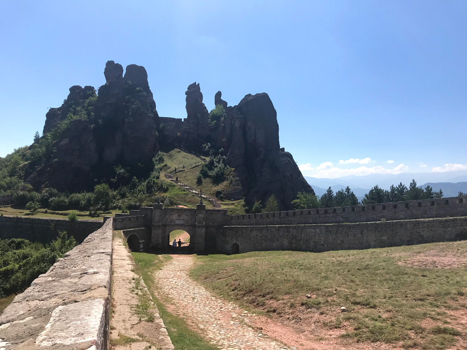 Elon Musk and the Belogradchik Fortress